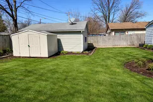 16826 Orchard Ridge Ave, Hazel Crest, IL 60429 - Photo 4