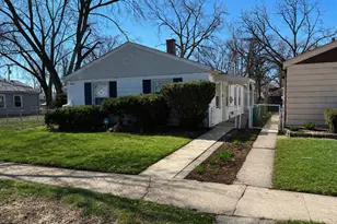 16826 Orchard Ridge Ave, Hazel Crest, IL 60429 - Photo 2