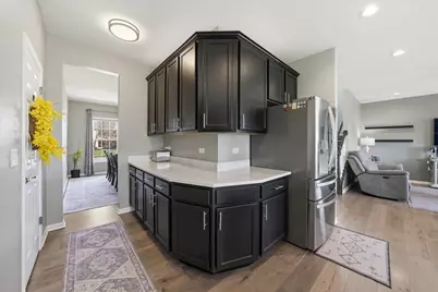 21127 Coventry Circle, Shorewood, IL 60404 - Photo 14