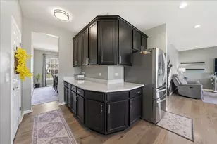 21127 Coventry Cir, Shorewood, IL 60404 - Photo 14