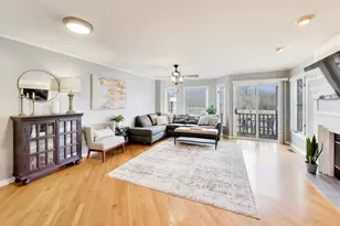 334 Bristol Ln, Fox River Grove, IL 60021 - Photo 10