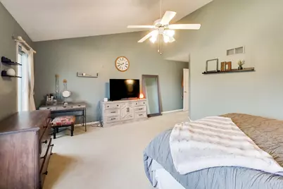 334 Bristol Lane, Fox River Grove, IL 60021 - Photo 16