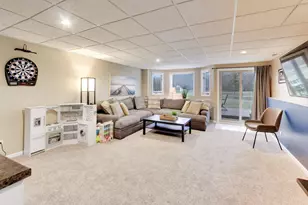 334 Bristol Ln, Fox River Grove, IL 60021 - Photo 22