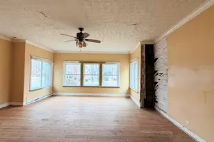 7704 S Ada St, Chicago, IL 60620 - Photo 2