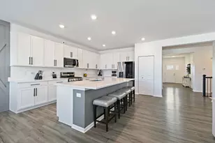 1494 Keller St, Elburn, IL 60119 - Photo 8