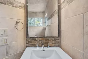 1916 Midwest Club Pkwy, Oak Brook, IL 60523 - Photo 38