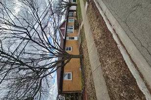 8500 Parkside Ave, Burbank, IL 60459 - Photo 4