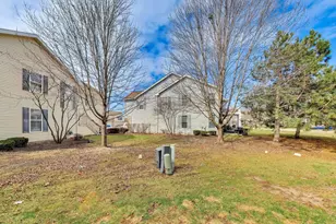 2325 Georgetown Cir, Aurora, IL 60503 - Photo 38