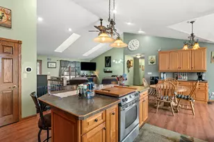 107 Lost Ln, Savanna, IL 61074 - Photo 8