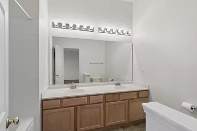 24 Village Station Lane, Grayslake, IL 60030 - Photo 16