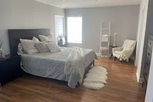 6513 Pine Hollow Rd, Carpentersville, IL 60110 - Photo 8