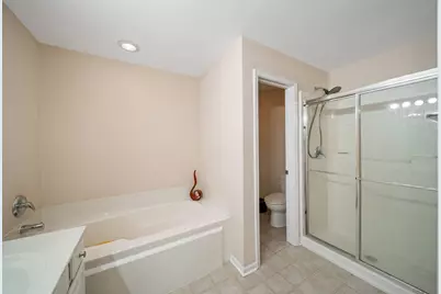 1142 Georgetown Way, Vernon Hills, IL 60061 - Photo 20