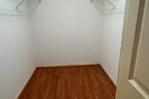 7081 W Touhy Ave, Niles, IL 60714 - Photo 10