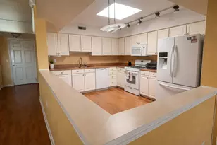 7081 W Touhy Ave, Niles, IL 60714 - Photo 4