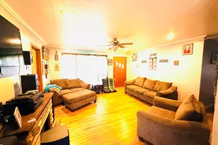 570 1st N St, Wellington, IL 60973 - Photo 6