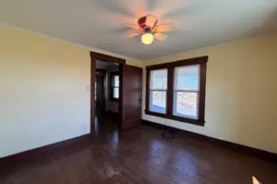 915 E Emery Rd, Maroa, IL 61756 - Photo 20