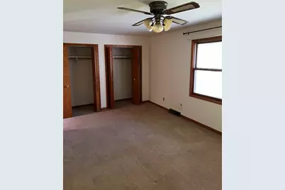 3051 Fairway Oaks Drive #0, Dekalb, IL 60115 - Photo 8