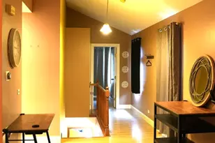 170 Inverness Ct, Elk Grove Village, IL 60007 - Photo 4