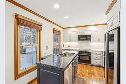 19 Landmark Avenue #19, Northfield, IL 60093 - Photo 16