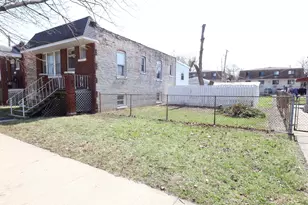 5019 W 32nd Pl, Cicero, IL 60804 - Photo 2