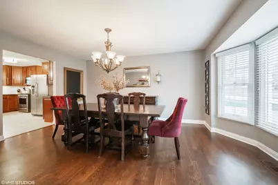 6695 Foxworth Lane, Gurnee, IL 60031 - Photo 4