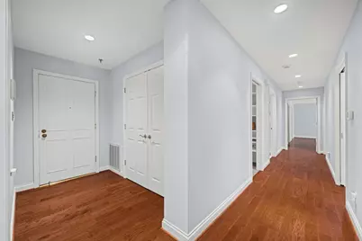 711 Oak Street #308, Winnetka, IL 60093 - Photo 4