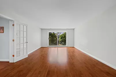 711 Oak Street #308, Winnetka, IL 60093 - Photo 6