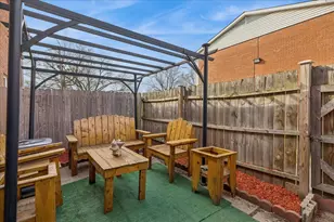 1317 Monomoy St, Aurora, IL 60506 - Photo 16