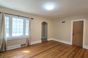 417 S Lewis Ave, Waukegan, IL 60085 - Photo 4