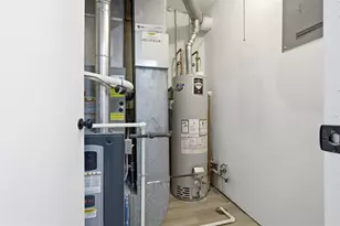 1305 Bancroft Dr, Bloomington, IL 61704 - Photo 24