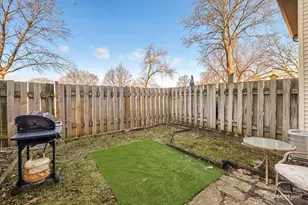 281 Old Elm Dr, Bolingbrook, IL 60440 - Photo 22