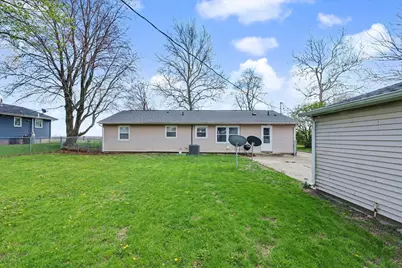 408 E Benham Street, Tolono, IL 61880 - Photo 30