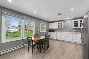408 E Benham St, Tolono, IL 61880 - Photo 10