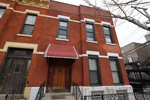 1347 W Flournoy St, Chicago, IL 60607 - Photo 2