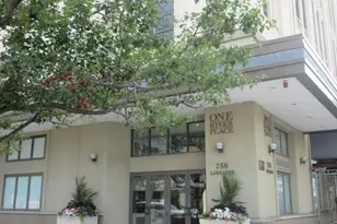 758 N Larrabee St, Chicago, IL 60654 - Photo 1