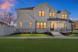 170 W Armitage Ave, Elmhurst, IL 60126 - Photo 2