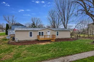 133 South St, Seneca, IL 61360 - Photo 1