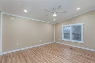 133 South St, Seneca, IL 61360 - Photo 10