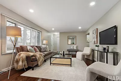 75 Carthage Lane, Hoffman Estates, IL 60169 - Photo 4