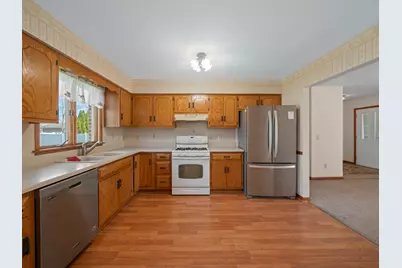 215 Leisure Street, Yorkville, IL 60560 - Photo 10