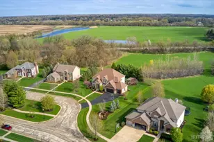 40W898 Fox Creek Dr, Saint Charles, IL 60175 - Photo 32