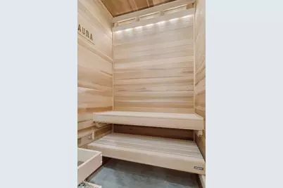 3233 Central Street #2, Evanston, IL 60201 - Photo 8