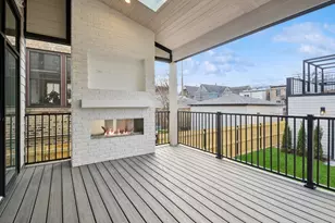 3233 Central St, Evanston, IL 60201 - Photo 10