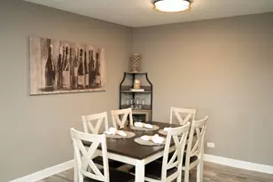 1056 N Mill St, Naperville, IL 60563 - Photo 6