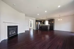 3436 Birch Ln, Naperville, IL 60564 - Photo 4