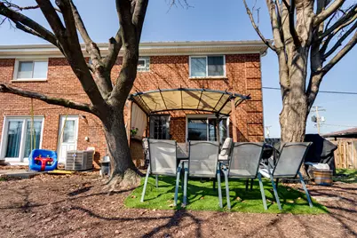 1240 N Boxwood Drive, Mount Prospect, IL 60056 - Photo 6