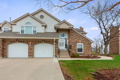 353 Satinwood Court S, Buffalo Grove, IL 60089 - Photo 1