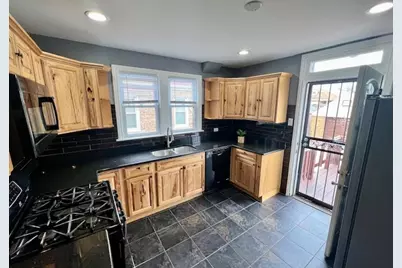 8419 S Wood Street, Chicago, IL 60620 - Photo 14