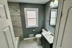 8419 S Wood St, Chicago, IL 60620 - Photo 16