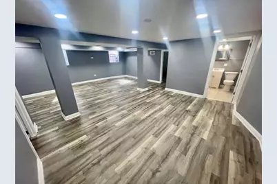 8419 S Wood Street, Chicago, IL 60620 - Photo 18